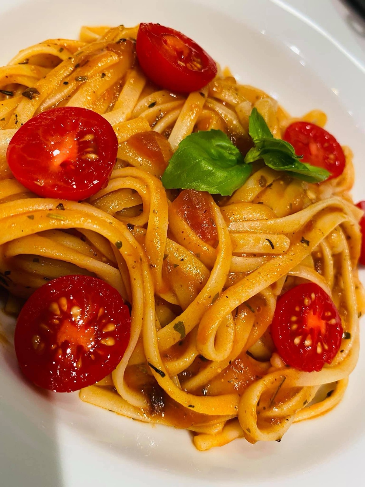 Pasta mit Tomaten